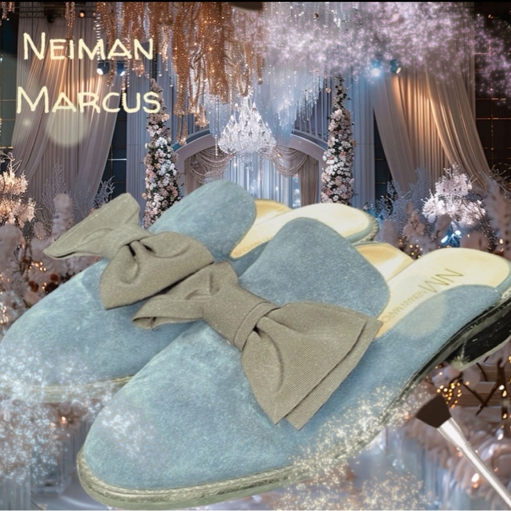 NEIMAN MARCUS LUXURY NAVY BLUE BOW TIE SLIDES/ SHOES / FLATS -8 -💙🎀🔥